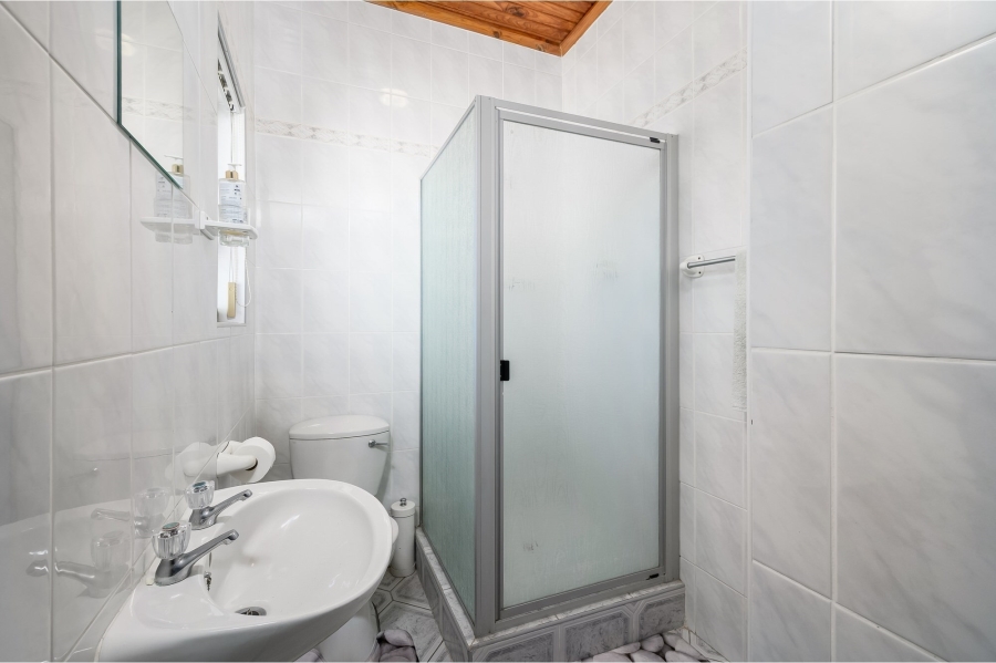 5 Bedroom Property for Sale in Newton Park Eastern Cape